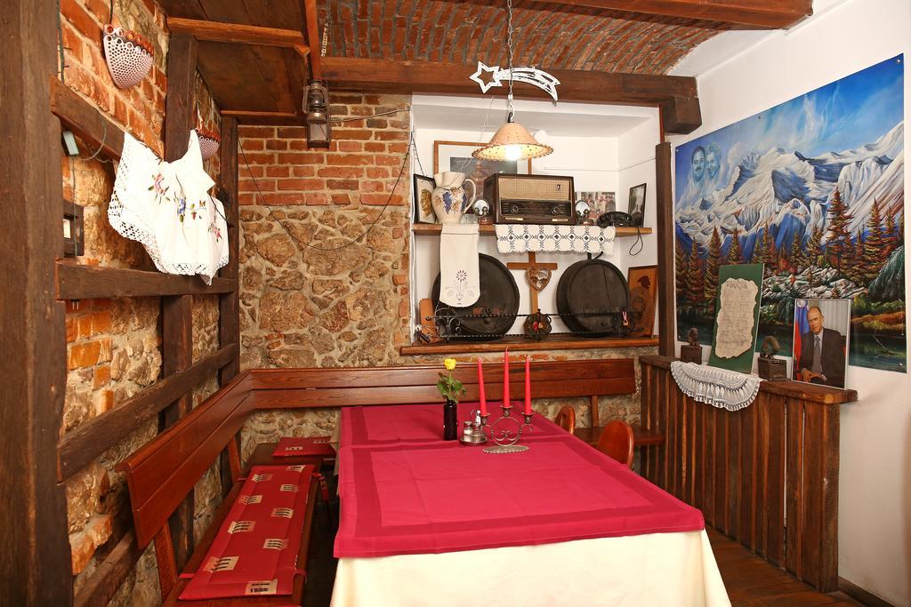 Gostilna In Prenocisca Gedzo Hotel Novo Mesto Bagian luar foto