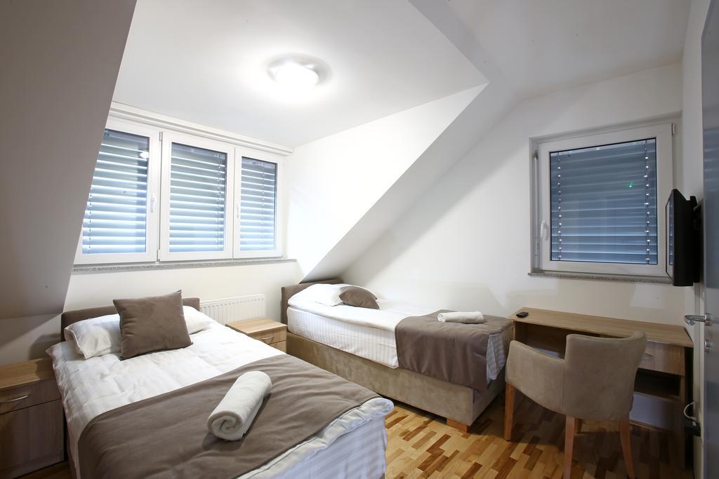 Gostilna In Prenocisca Gedzo Hotel Novo Mesto Bagian luar foto