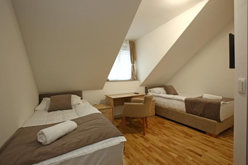 Gostilna In Prenocisca Gedzo Hotel Novo Mesto Bagian luar foto