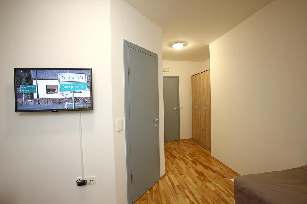 Gostilna In Prenocisca Gedzo Hotel Novo Mesto Bagian luar foto